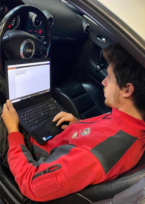 mauro-giust-preparazion-i-fontanafredda-friuli-veneto-tuning-corse-auto